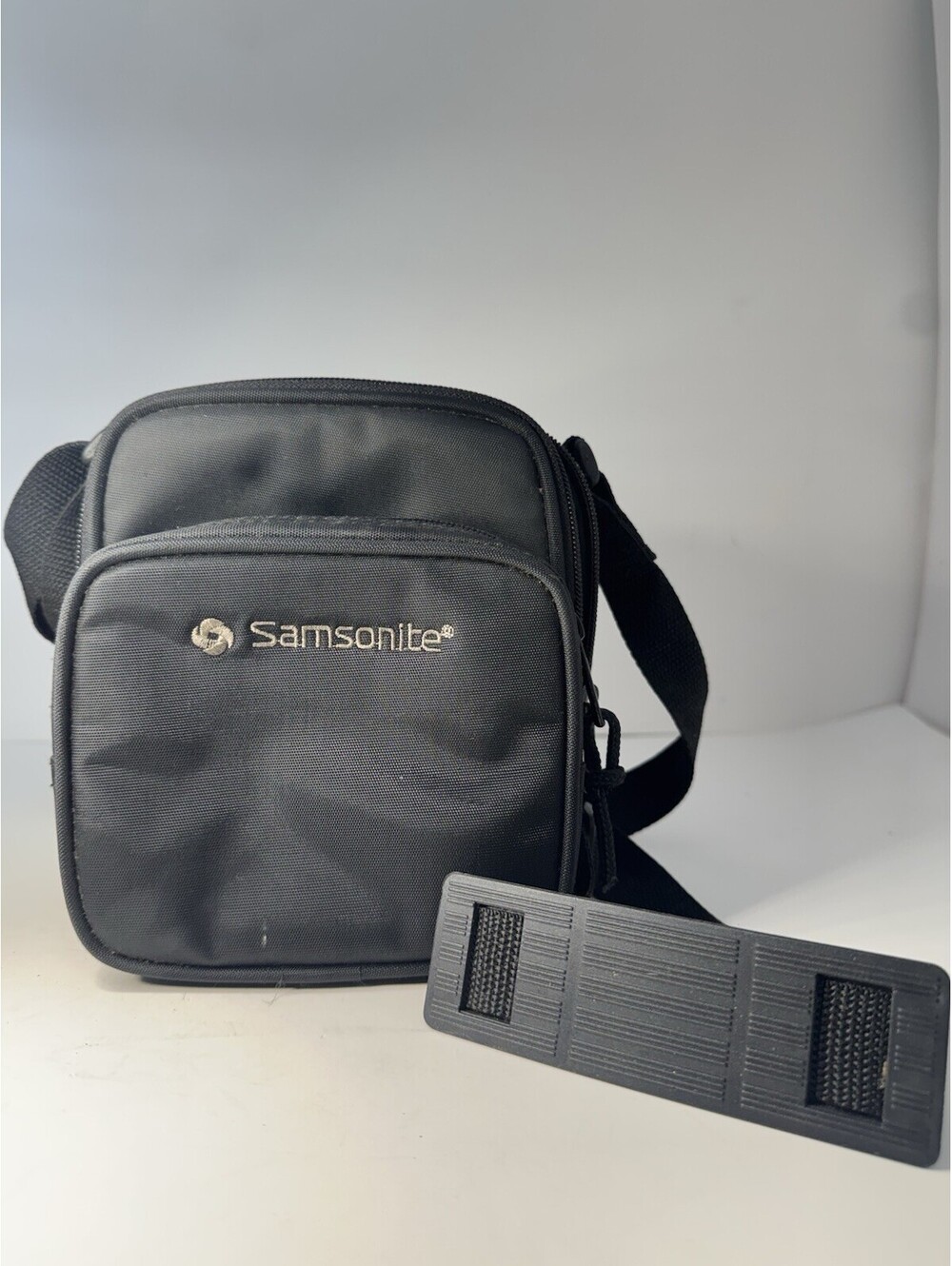 Samsonite Black Travel Shoulder Bag Small Crossbody Organizer Adjustable Strap